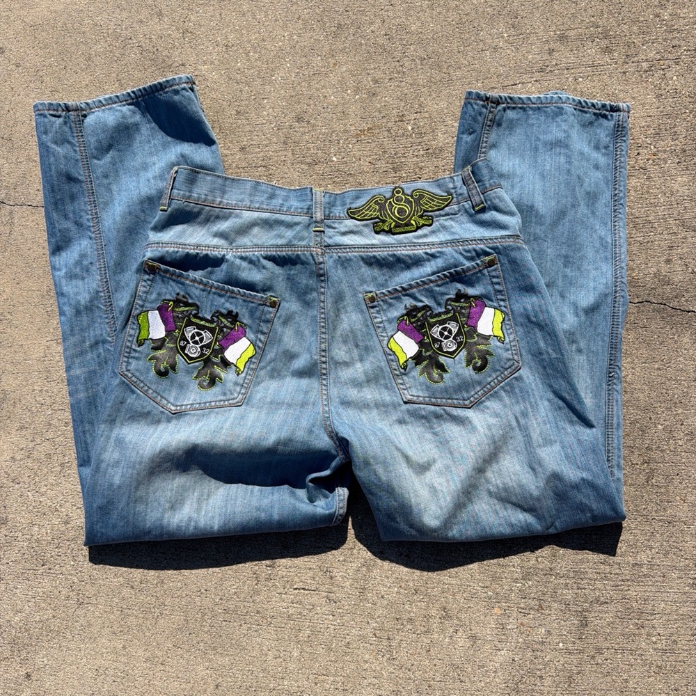 Vintage Eight 732 baggy jeans with embroidered patches 38 x 34
